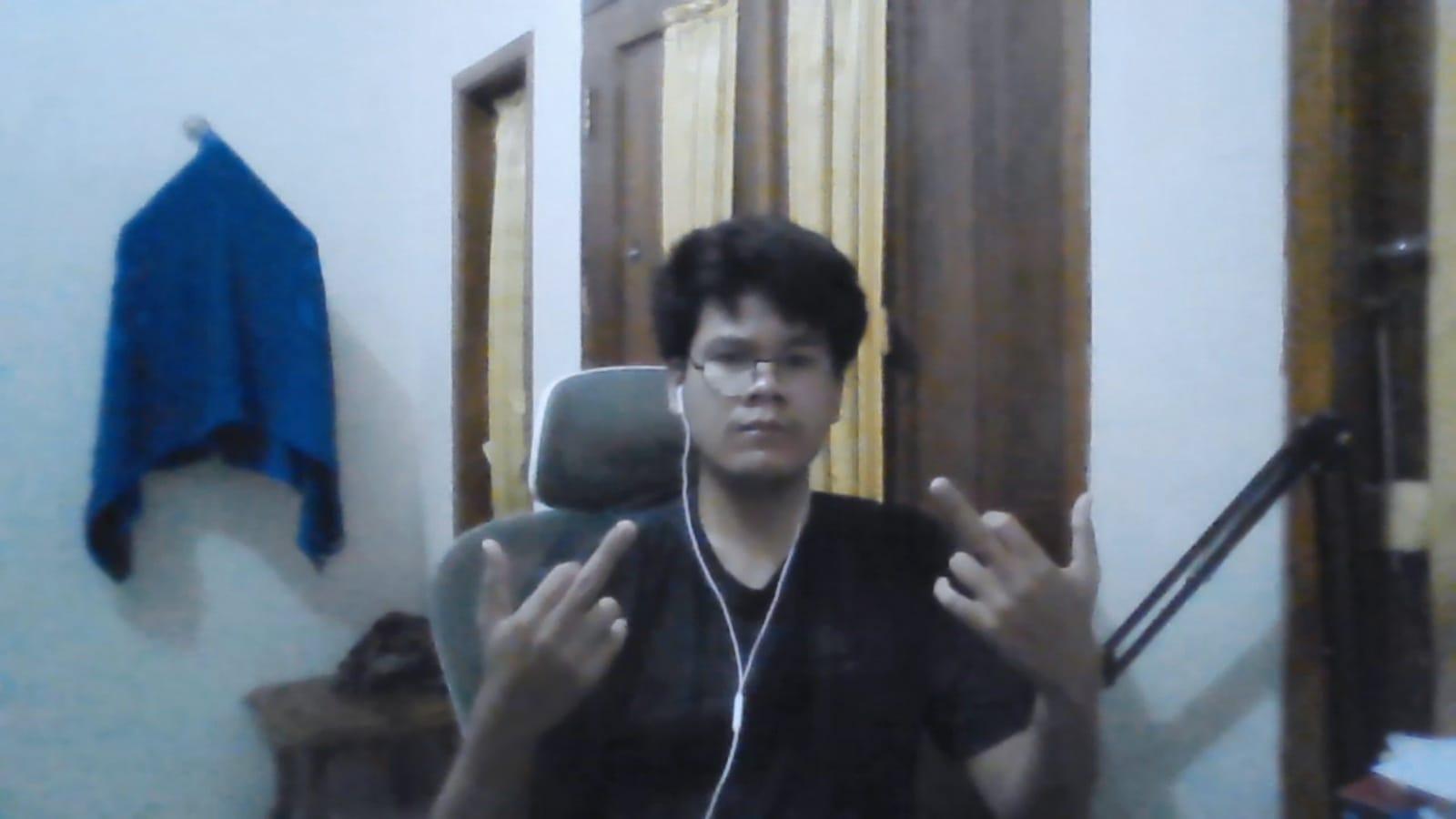 Pemuda radikal digital.